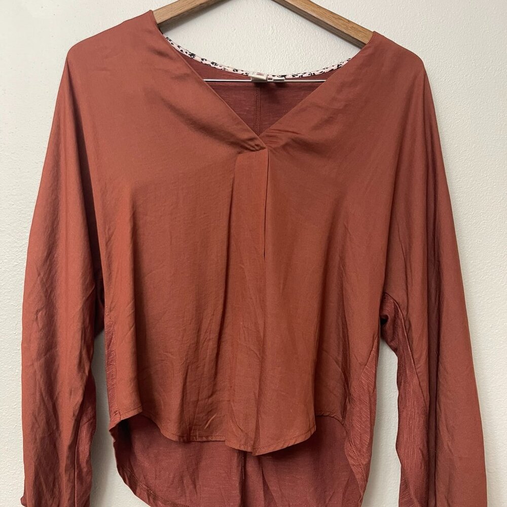 Dolan Red Burgundy Long Sleeve Blouse Size Small